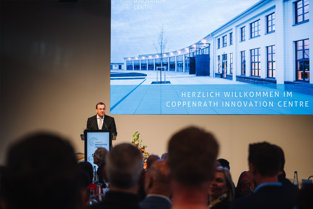 Verteidigungsminister Pistorius und Oberbürgermeisterin Pötter eröffnen Coppenrath Innovation Centre im ehemaligen Ringlokschuppen